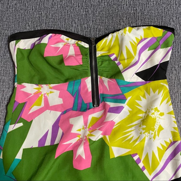 Roxy Strapless Dress - Picture 2 of 15